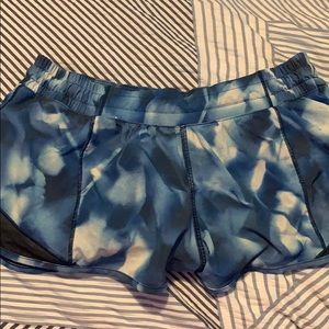 Lululemon hotty hot short